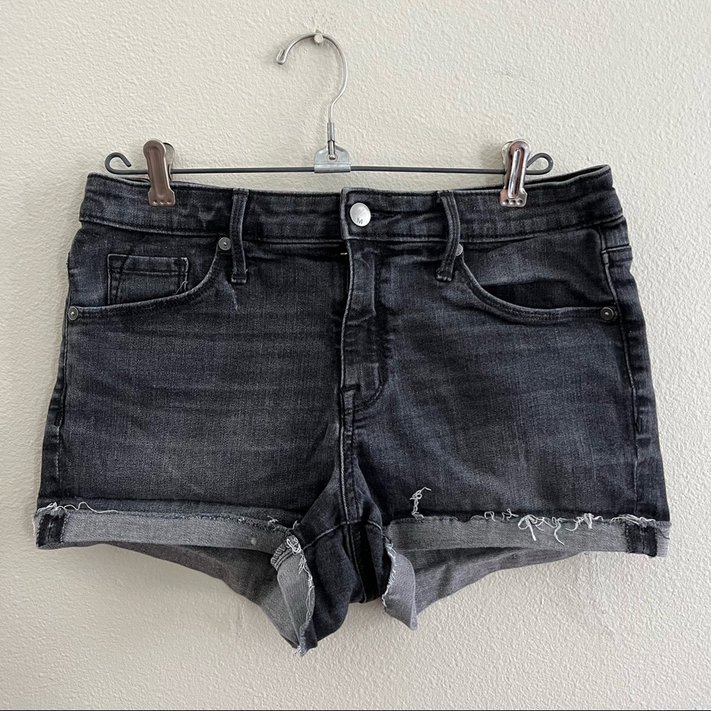 Mossimo Black Denim Shorts, Size 6/28, Cuffed Raw Edge